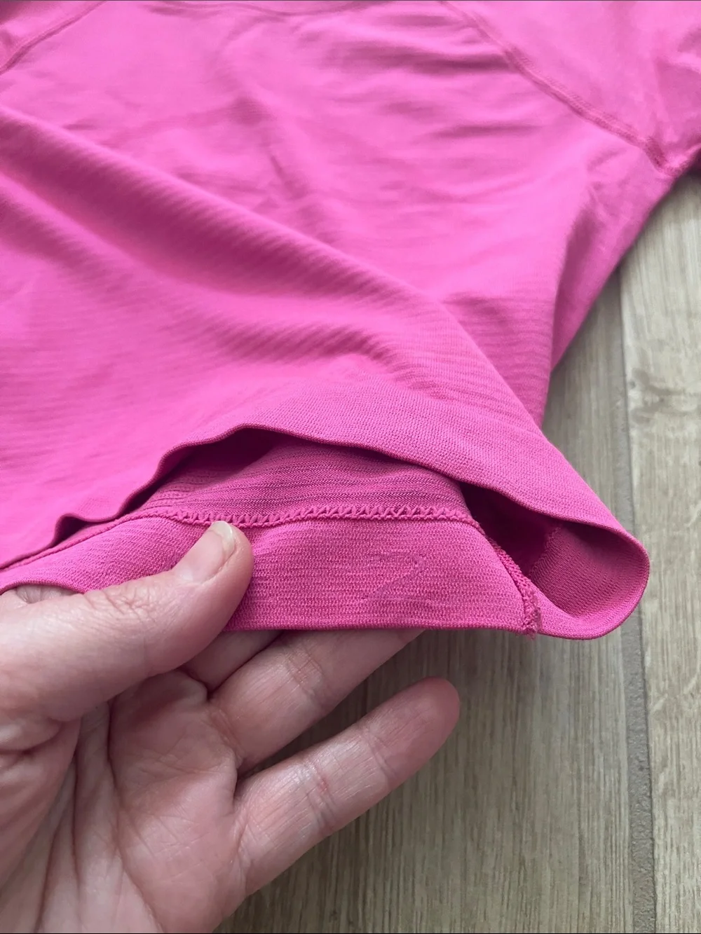 Lululemon Swiftly Tech cropped Long Sleeve Shirt 2.0 Sonic Pink Sz 2